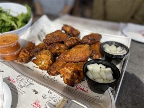 굽네치킨 추천, 우주에서도 맛볼 수 있는 치킨의 매력